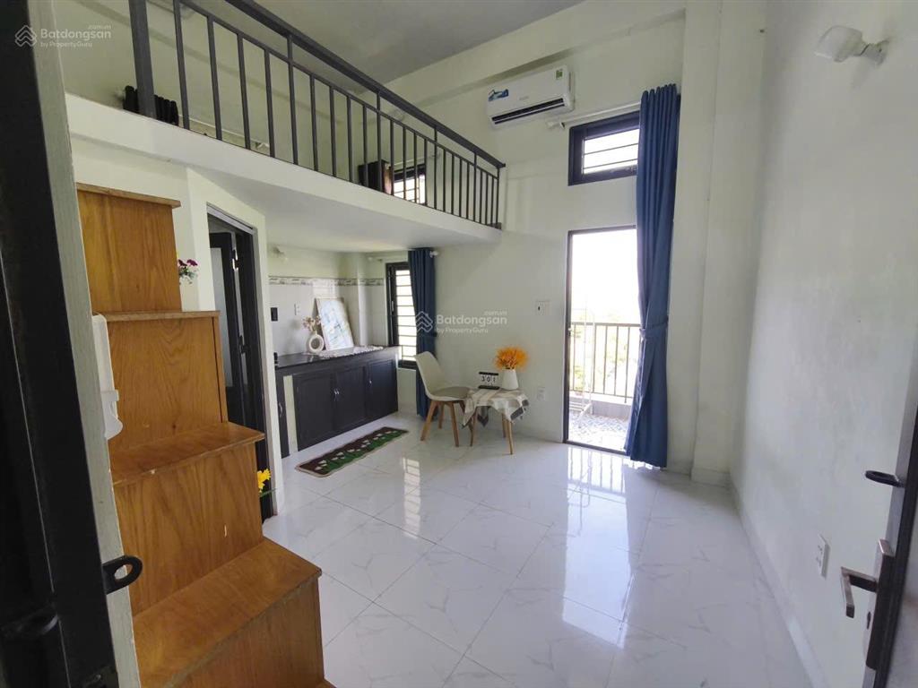 Duplex ban công cửa sổ thoáng gần cầu sắt nguyễn thái sơn  đh ntt