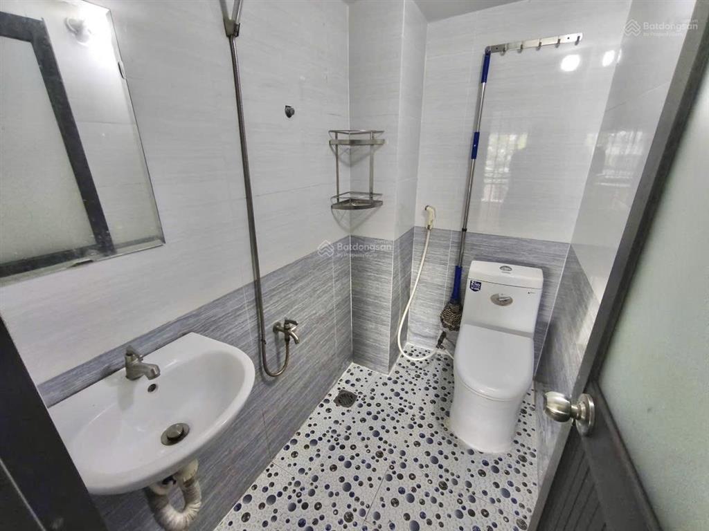 Duplex ban công cửa sổ thoáng gần cầu sắt nguyễn thái sơn  đh ntt