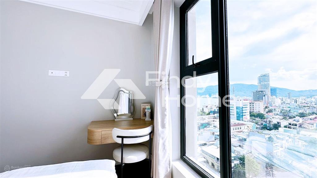 Chỉ với 35tr/m2 sở hữu căn hộ view biển ngay mặt tiền đường trần hưng đạo, full nội thất,vào ở ngay