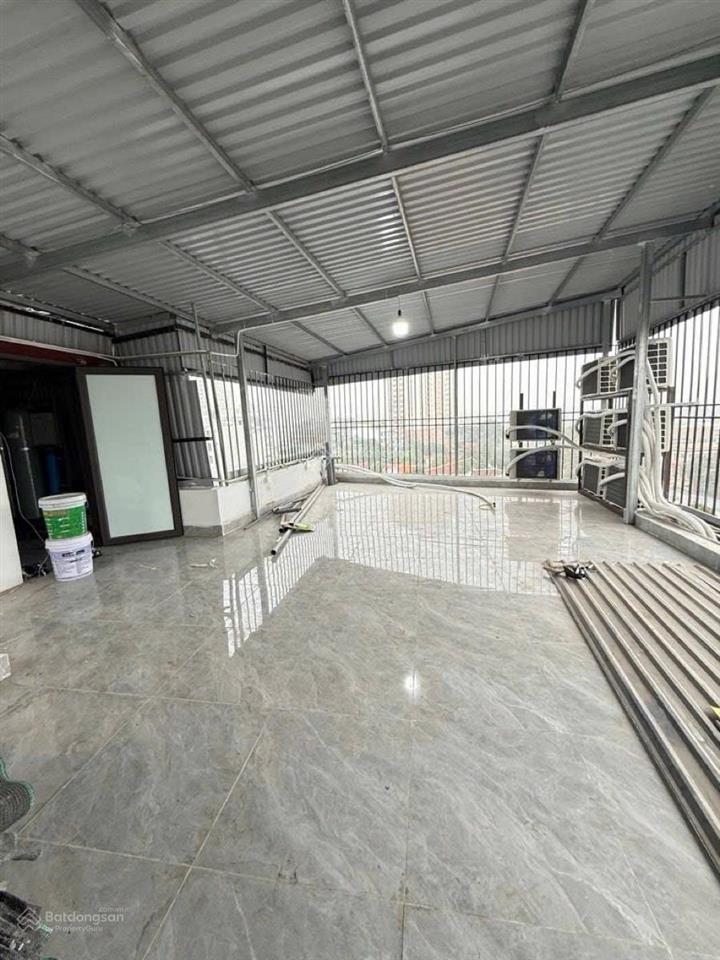 Toà căn hộ dịch vụ khu người hàn đình thôn, lô góc, 116m*8t*mt12m, 30p cho thuê 1.8 tỷ/ năm