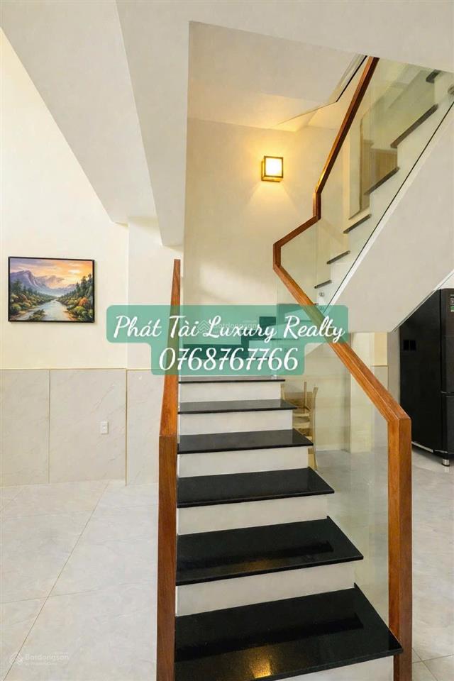 Nhà đẹp 5 tầng 72m² 5pn  đường xe hơi 8m  nội thất cao cấp  cách lý phục man 150m  hơn 9 tỷ tl