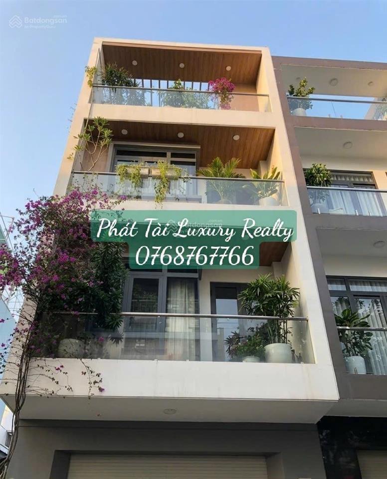 Nhà đẹp 4 tầng 75m2 full nội thất cao cấp  đường nhựa 8m phân lô đồng bộ  cách coop mart chỉ 150m