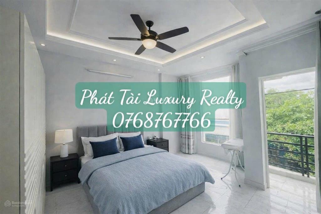 Nhà đẹp 3 tầng 68m2 4pn  hẻm 4m cách bãi ô tô 20m  ngay c.a phường phú thuận  chỉ 7.1 tỷ tl