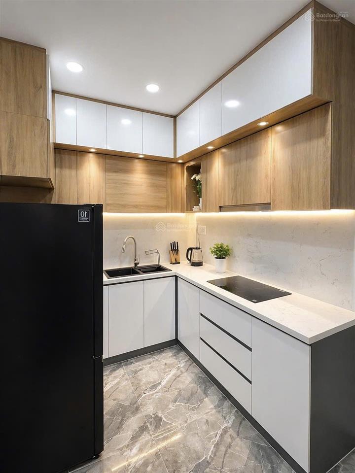 Nhà đẹp 3 tầng 45m² 4pn  đường 8m ô tô quay đầu  mới ở ngay  cách cầu phú thuận 300m  chỉ 8 tỷ