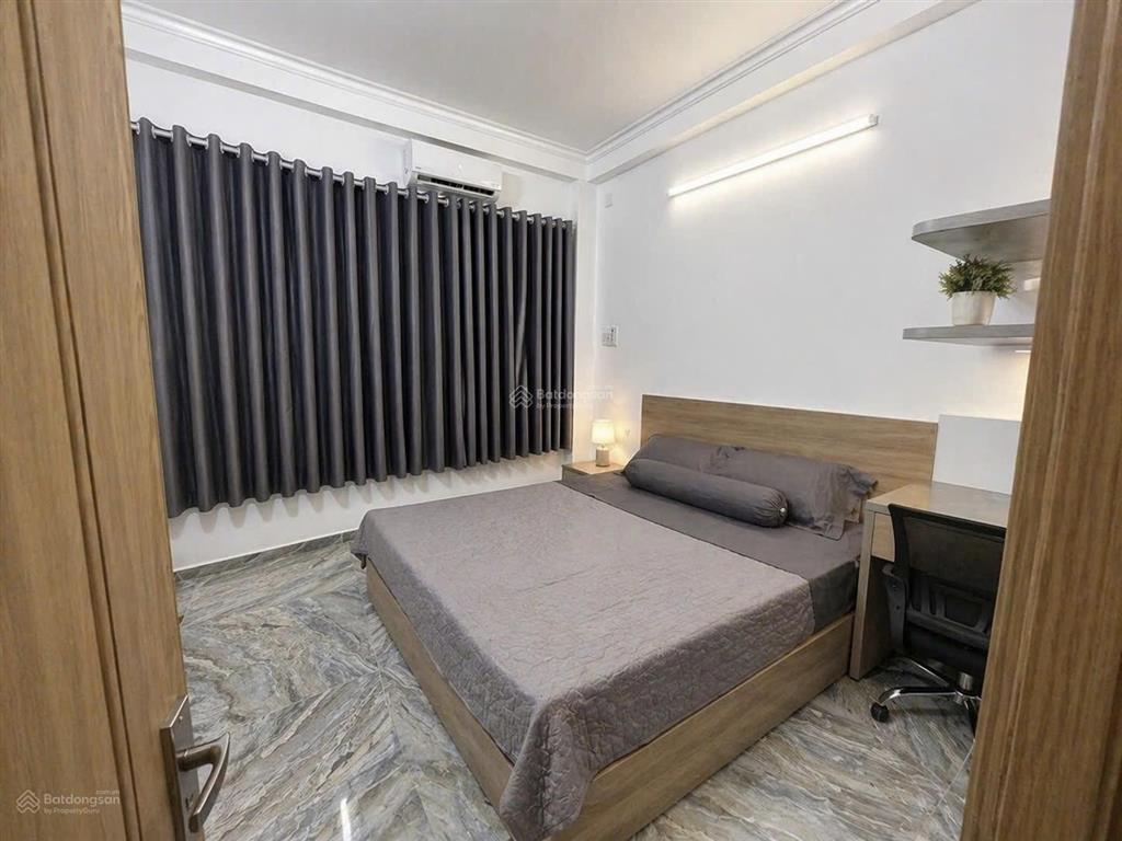 Nhà đẹp 3 tầng 45m² 4pn  đường 8m ô tô quay đầu  mới ở ngay  cách cầu phú thuận 300m  chỉ 8 tỷ