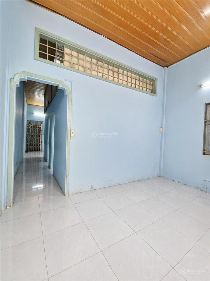 Bán nhà cấp 4 65m²  đường 8m xe hơi tránh, sổ phân lô  cách vincom nam long 100m  hơn 8 tỷ tl