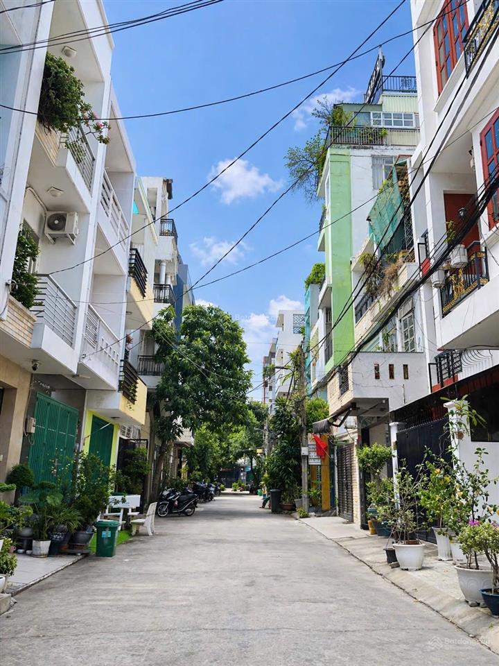 Bán nhà cấp 4 65m²  đường 8m xe hơi tránh, sổ phân lô  cách vincom nam long 100m  hơn 8 tỷ tl