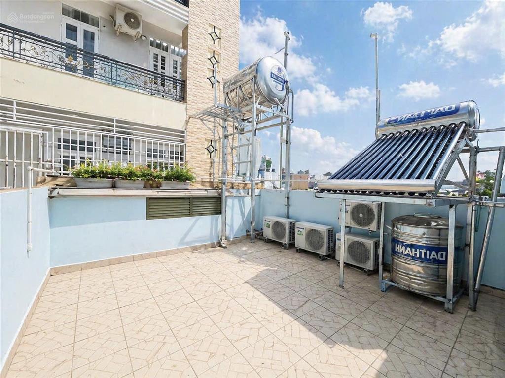 Nhà đẹp 3 tầng 70m2  hẻm xe hơi 8m 3pn  nội thất đẹp  cách chợ tân quy 50m  nhỉnh 9 tỷ tl