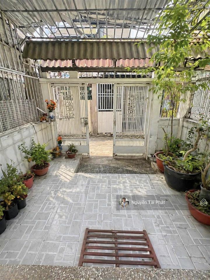 Nhà đẹp 2 tầng 80m2  đường nguyễn thị thập 3pn, mới ở ngay  cách chợ tân mỹ 200m  hơn 4 tỷ tl