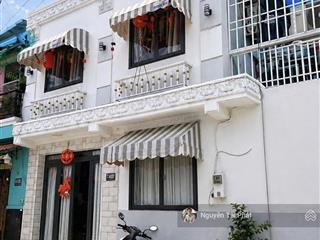 Nhà đẹp 2 tầng 55m2  cách 50m ra mặt tiền 3pn, nội thất xịn  cách chợ phú thuận 500m  nhỉnh 5 tỷ
