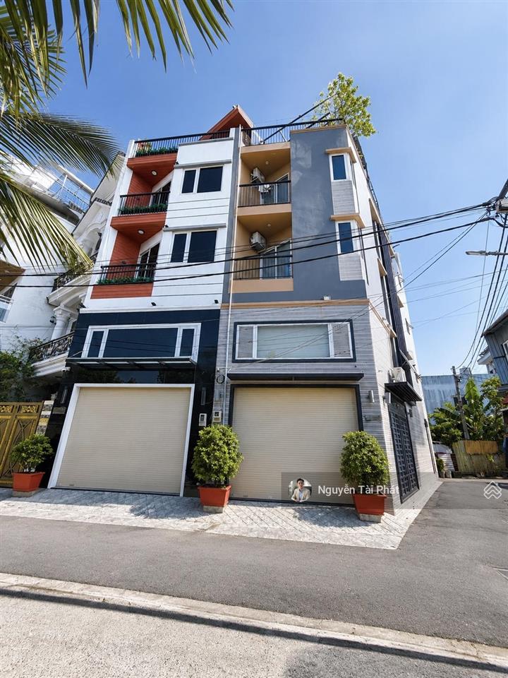 Nhà đẹp 5 tầng 61m2 hẻm xe hơi 5m 4pn  2 phòng khách đẹp  cách siêu thị coop mart 150m  hơn 8 tỷ