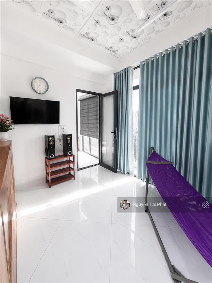 Nhà đẹp 4 tầng 4pn  thang máy xịn  hẻm xe hơi 6m thông  cách cầu tân thuận 100m  nhỉnh 8 tỷ tl