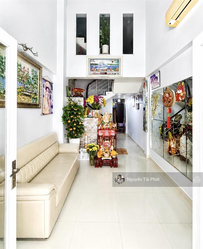 Mặt tiền kd 4 tầng  cách chợ tân quy 100m 42m2 đường nhựa 12m  nội thất đẹp 3pn  nhỉnh 9 tỷ tl