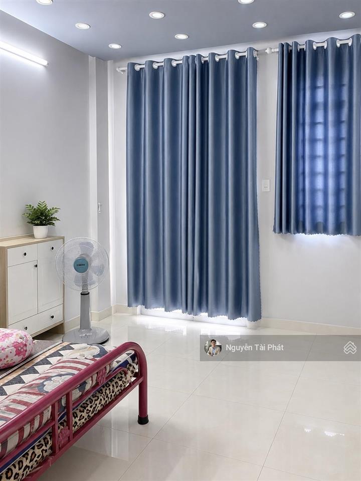 Nhà đẹp 3 tầng 80m2 7pn  sẳn thu nhập 20tr/tháng  nội thất đẹp  cách eco green 180m  nhỉnh 7 tỷ