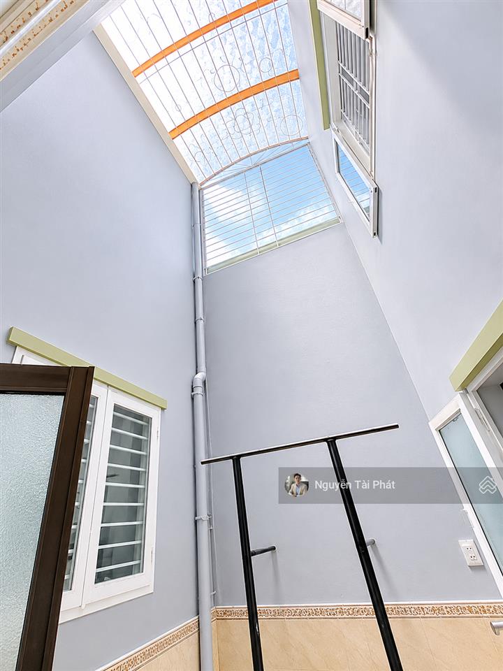 Nhà đẹp 2 tầng 101m2 3pn rộng, hẻm 4m  tiện xây dựng 4 tầng  cách chợ phú thuận 500m  nhỉnh 8 tỷ
