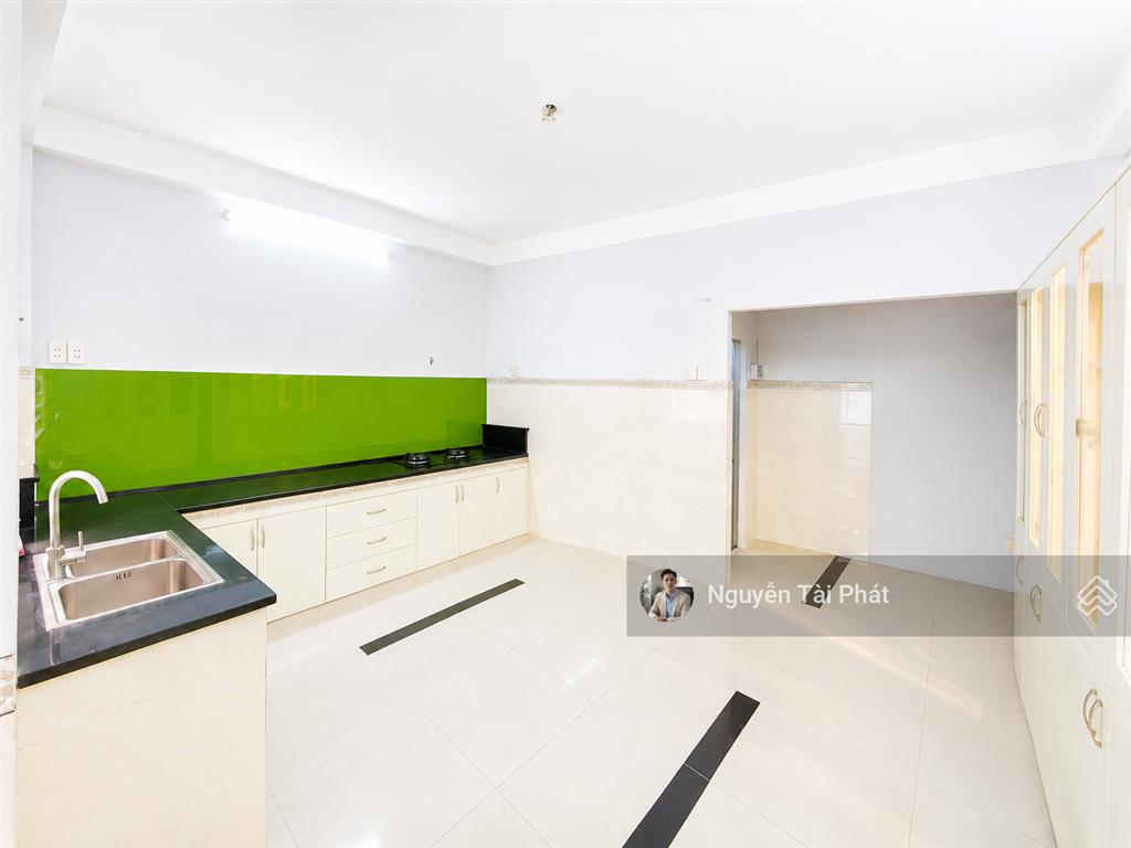 Nhà đẹp 2 tầng 101m2 3pn rộng, hẻm 4m  tiện xây dựng 4 tầng  cách chợ phú thuận 500m  nhỉnh 8 tỷ
