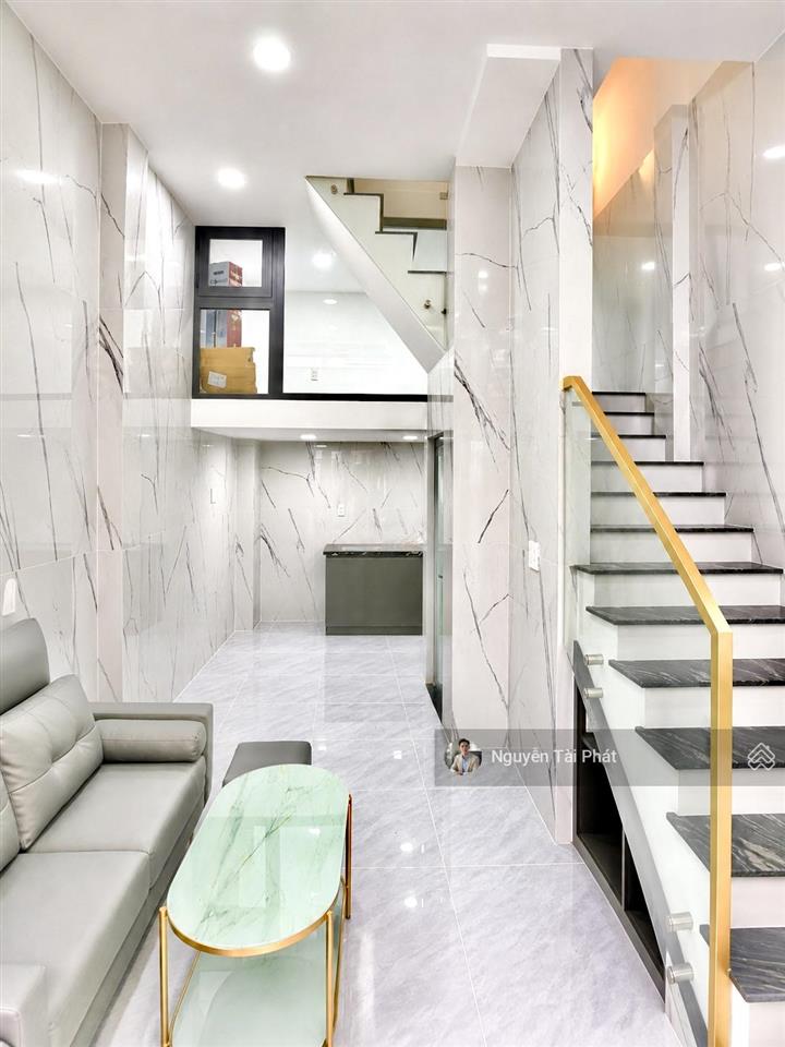 Chỉ 3.49 tỷ  nhà đẹp 3 tầng 32m2 3pn  30m ra mt, shr  200m qua quận 4  nội thất đẹp vào ở ngay
