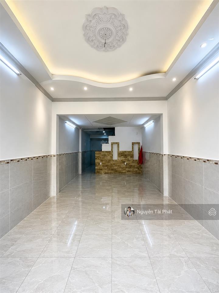 Nhà riêng 2 tầng 52m2 2pn  xe hơi tới cửa, 1 đời chủ  cách chùa kiều đàm 150m  chỉ 6.9 tỷ tl