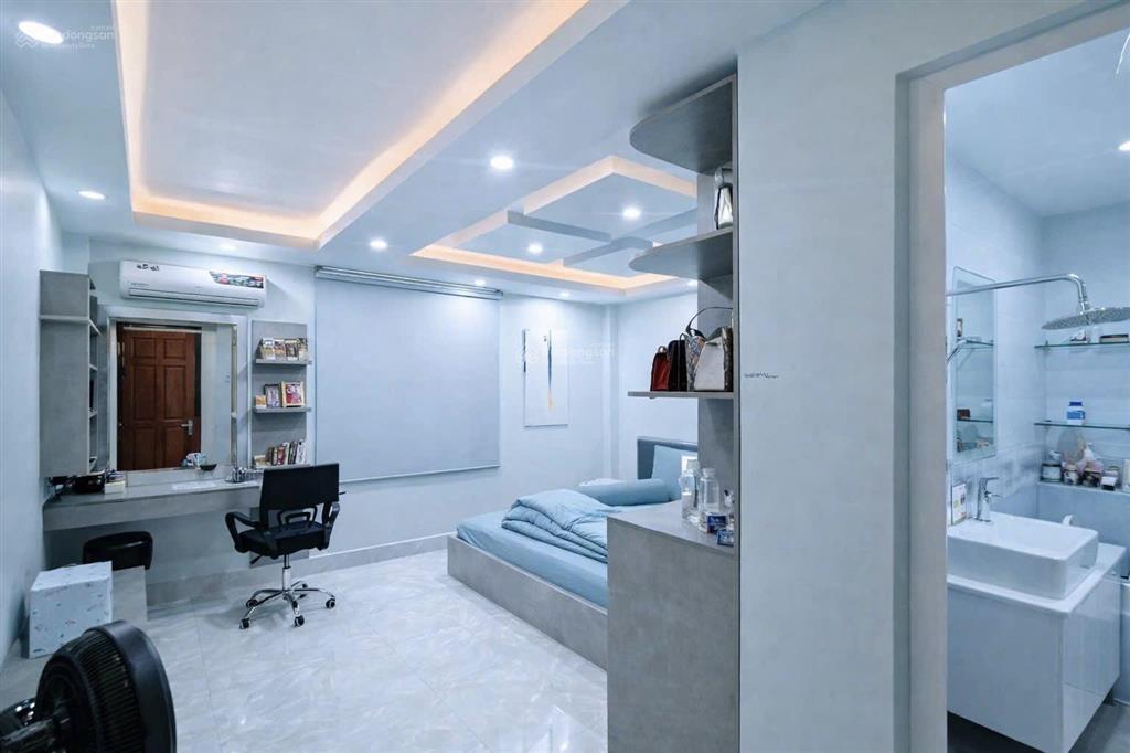 Nhà đẹp 4 tầng 74.7m2 3pn hẻm xe hơi 5m  nội thất cao cấp  cách cầu phước long 300m  chỉ 7,9 tỷ