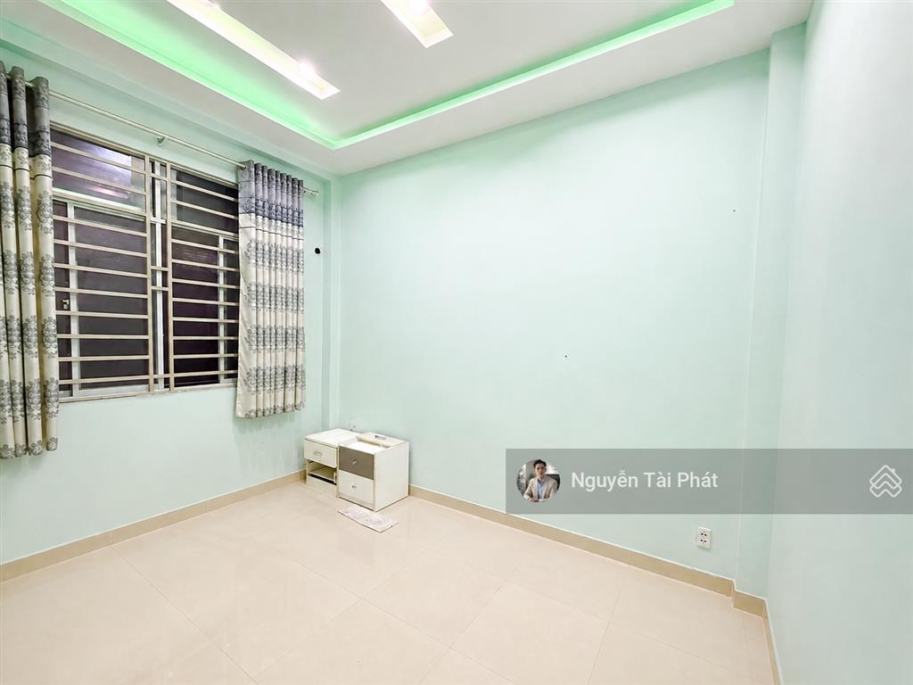 Nhà đẹp 2 tầng 50m2 3pn  ngang 5m  phường tân hưng  mới ở ngay  80m ra mặt tiền  giá 4 tỷ 290
