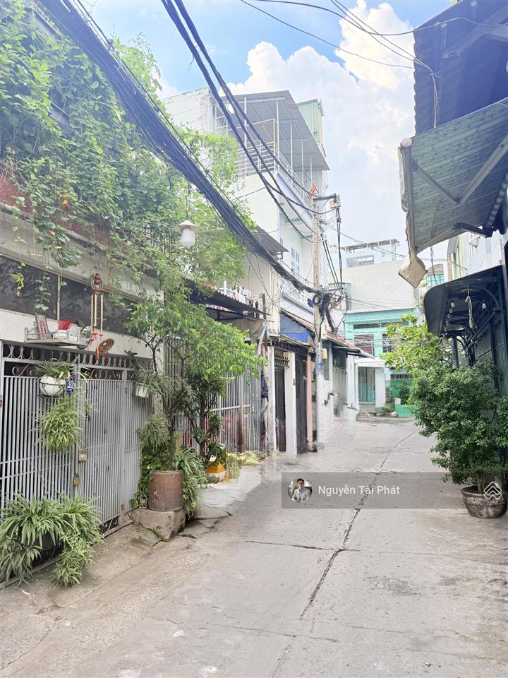 Bán đất tặng nhà  lê văn lương 105m2  nở hậu 5,2m, sẵn thu nhập 15tr  80m ra mặt tiền  9 tỷ 4