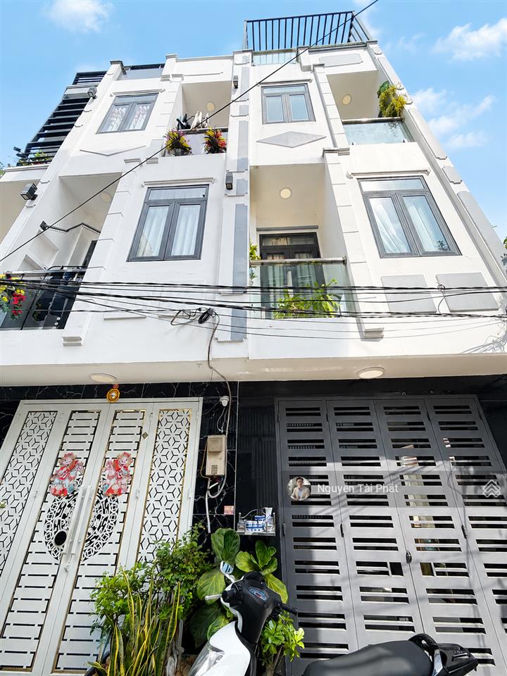 Nhà đẹp 4 tầng 44,4m2 5pn  tặng nội thất xịn  hẻm 4m cách ubnd phường phú thuận 300m  6,7 tỷ tl