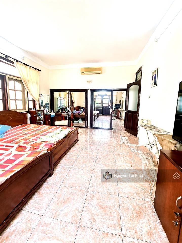 Mặt tiền kinh doanh  hoàng quốc việt 367m2 3 tầng  ngang 12m, 4pn siêu rộng  tiện xây mới  51tỷ