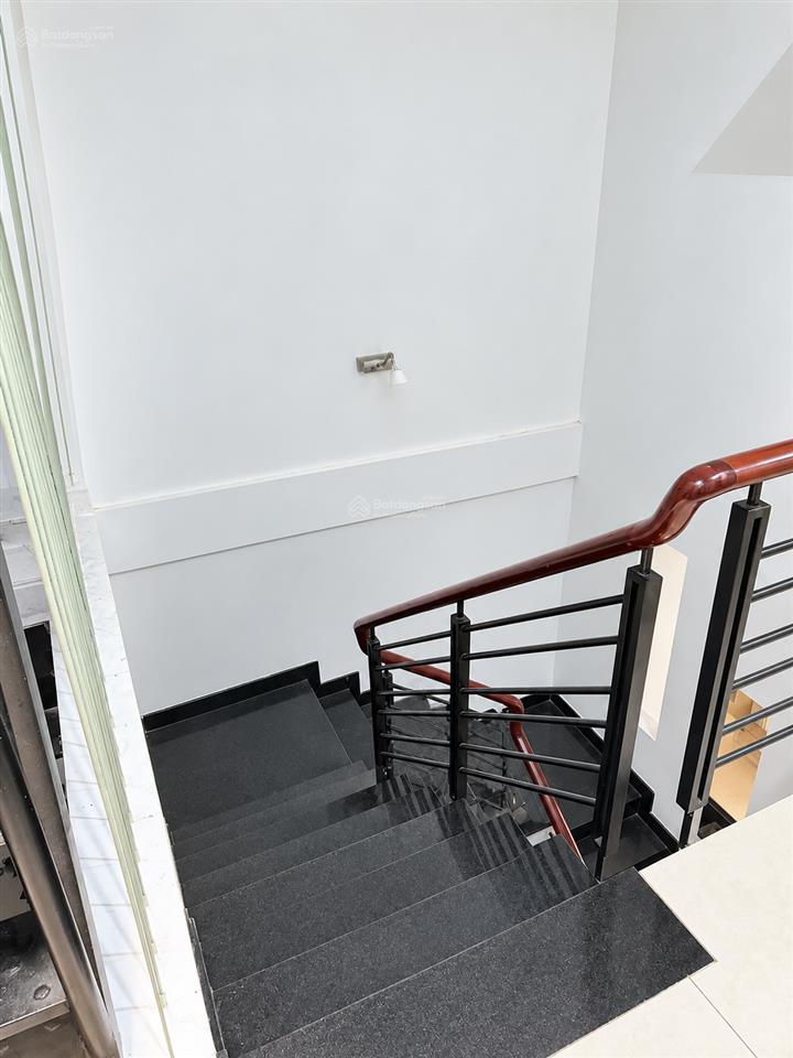 Nhà đẹp 4 tầng 95m2 đường nhựa 8m 5pn  nội thất cao cấp  hẻm 62 lâm văn bền  chỉ 10 tỷ tl