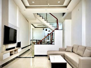 Mặt tiền kinh doanh 5 tầng 90m2 4pn  bùi văn ba  nội thất cao cấp, ngang 4.5m  chỉ 10 tỷ tl