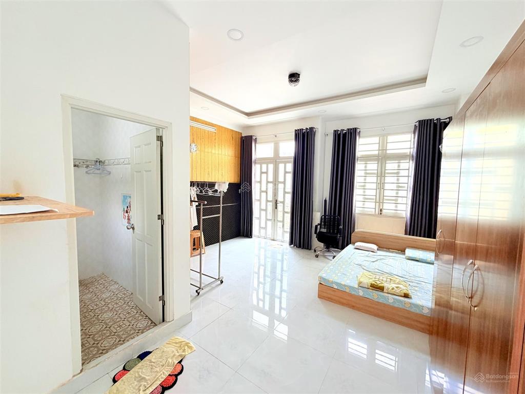 Nhà đẹp 2 tầng 59m2 3pn ngang 4.8m, p.tân hưng  mới ở ngay, cách cầu nguyễn khoái 95m  chỉ 5.3 tỷ