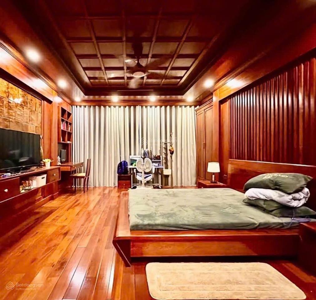 Bán nhà làng việt kiều châu âu, mỗ lao, hà đông. dt 77m2, mt 4,5m, giá 25 tỷ hơn.