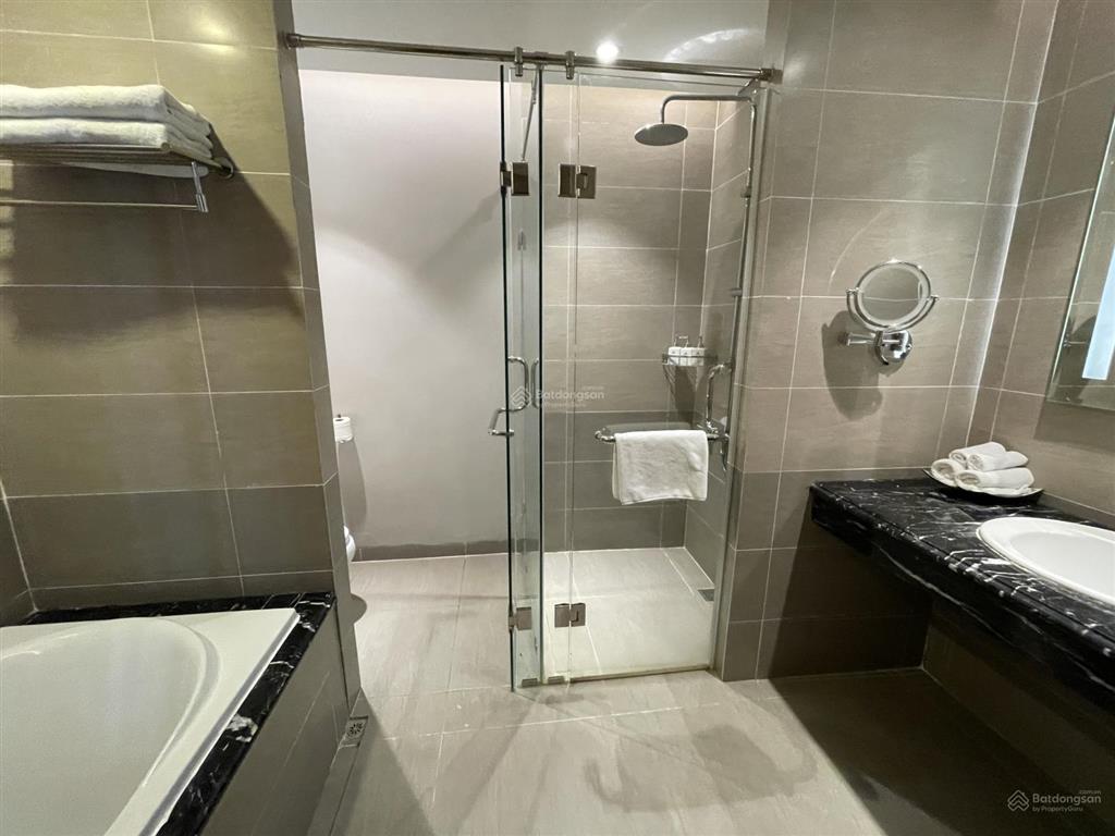 Chủ nước ngoài cần bán gấp căn hộ 2pn tầng cao, thu nhập tốt tại altara đà nẵng, biển mỹ khê