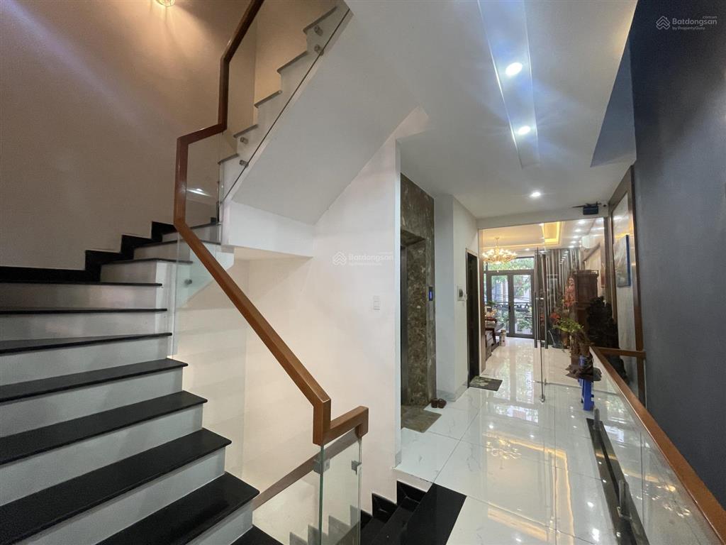 Cho thuê nhà 5 tầng mặt tiền lê quang đạo gần nguyễn văn thoại gần biển mỹ khê đà nẵng