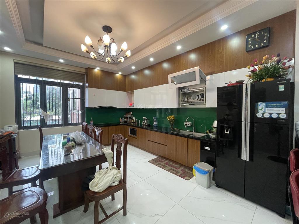 Cho thuê nhà 5 tầng mặt tiền lê quang đạo gần nguyễn văn thoại gần biển mỹ khê đà nẵng