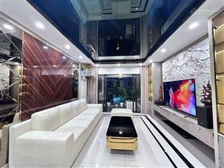 Bán căn hộ tòa golden park tower phạm văn bạch, cầu giấy, 100m2, 10 tỷ, 3pn, 2wc, 3bc, sổ đỏ cc.