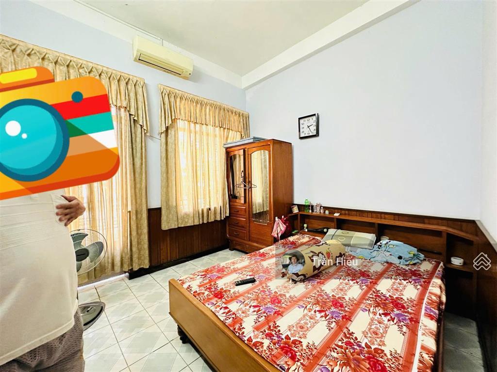 Cần bán gấp giảm sâu 6,9 tỷ  nhà 3 tầng mt đường lạc long quân kiên cố giá đầu tư . lvcc