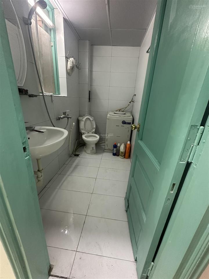 Cho thuê cc a3, 1pn, 1wc, 63m2, 8 triệu vnd tại đầm trấu, vĩnh tuy, hà nội