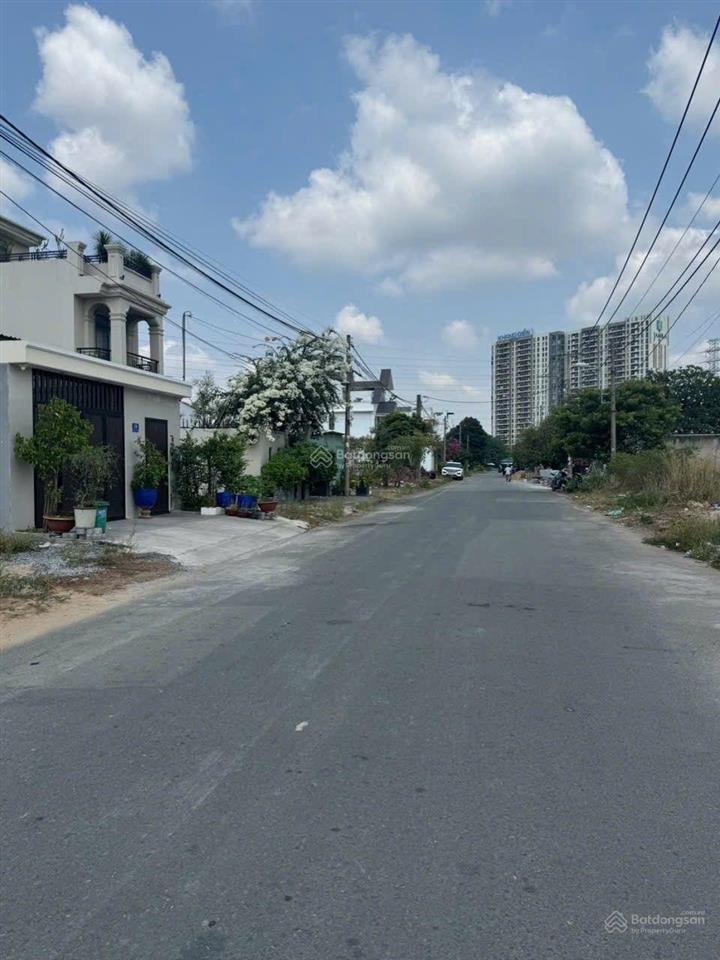 Mặt tiền khu dân cư  vị trí cực đẹp