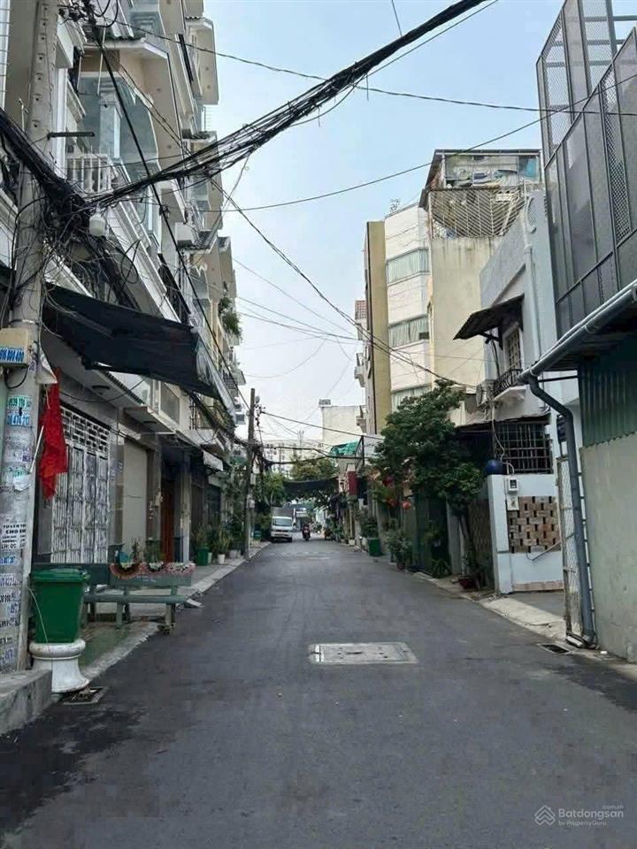 Nhà đẹp giá rẻ gần global city