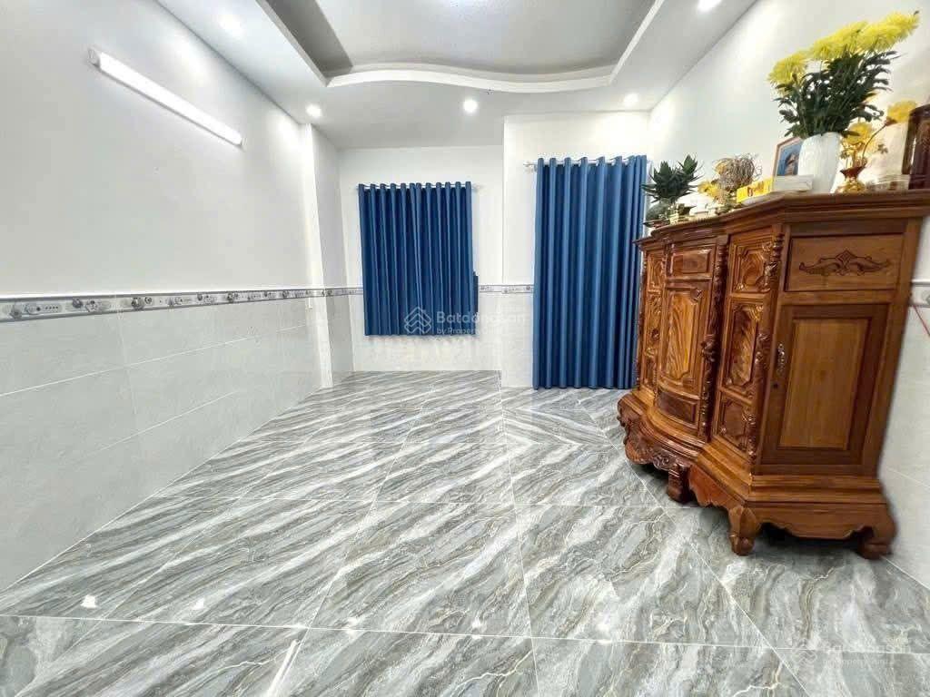Nhà đẹp ngay trung tâm phường phước long gần vành đai 2