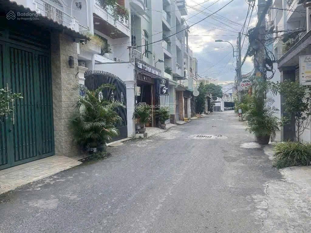 Nhà đẹp ngay trung tâm phường phước long gần vành đai 2