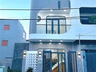Bán nhà 3pnsân thượnghẻm xe hơi thônggần đại học luật