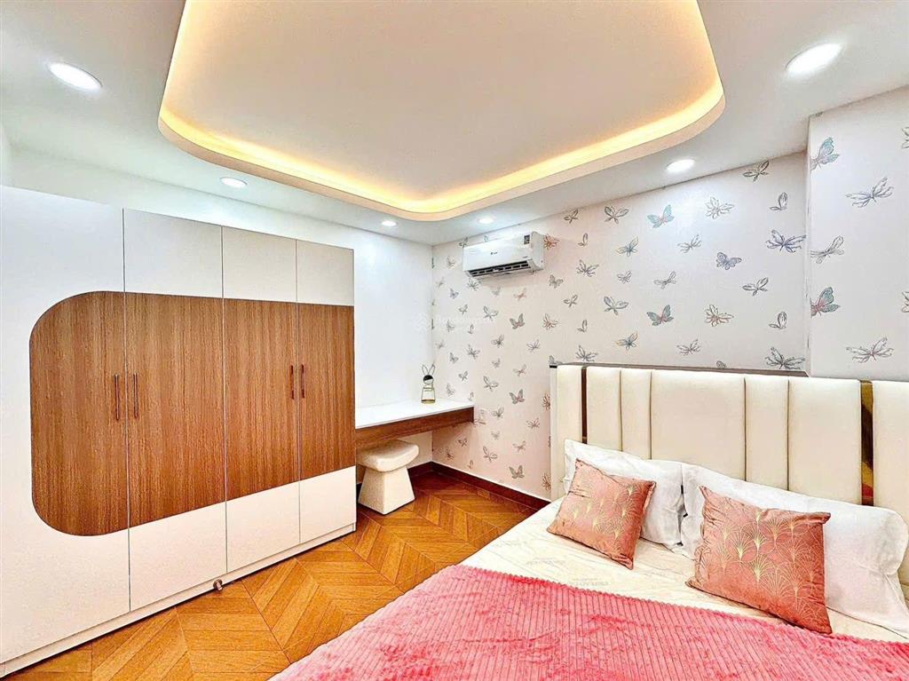 Bán nhà 4pn gần global citykhu công nghệ cao q9