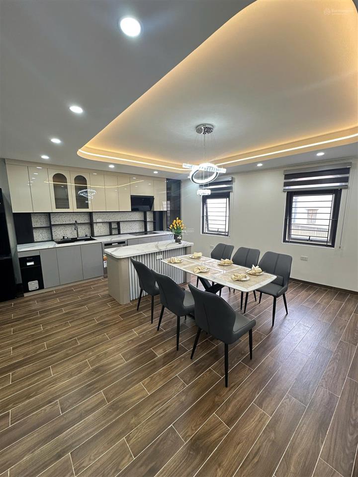 Thái thịnh  6 tầng thang máy  ngõ thẳng tắp  gần ô tô  45m214.8 tỷ