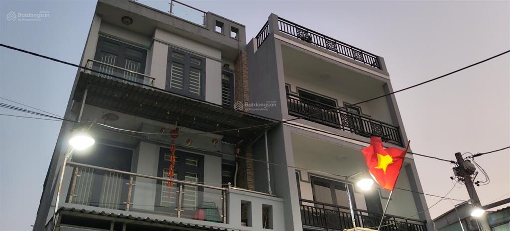 Bán đất chính chủ 1/ võ thị hồi