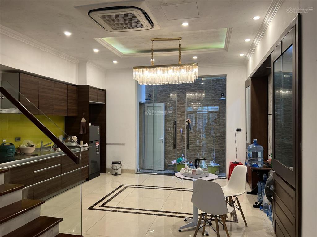 Bán nhà lk an hưng  hà đông, hoàn thiện đẹp, cạnh hồ, dt 82,5m x 5 tầng, giá tốt.  0961 798 ***
