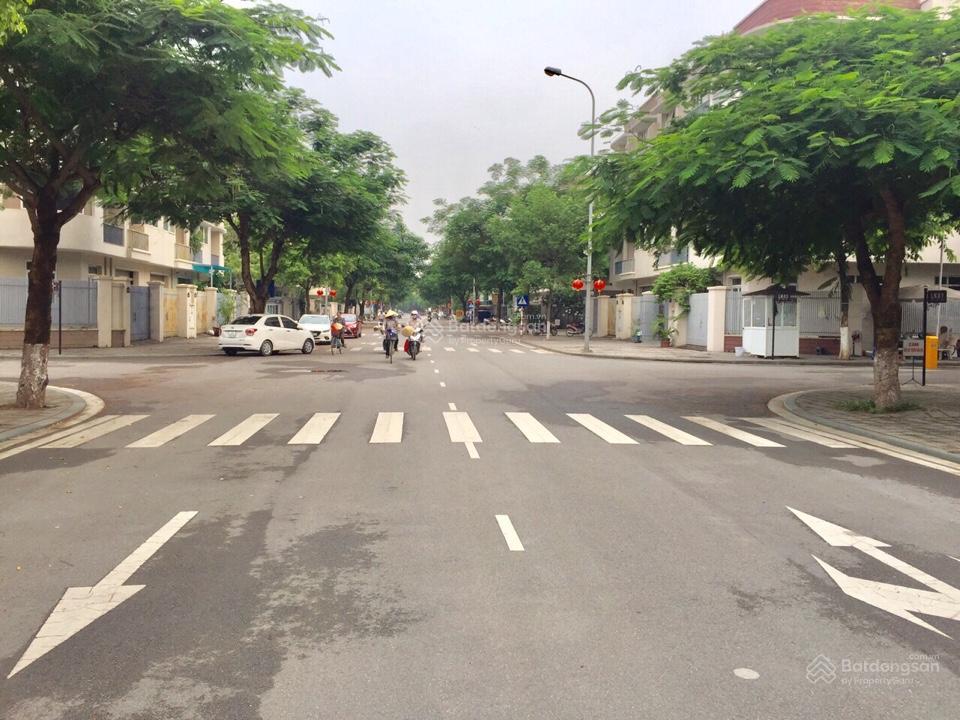 Bán nhà lk an hưng  hà đông, hoàn thiện đẹp, cạnh hồ, dt 82,5m x 5 tầng, giá tốt.  0961 798 ***