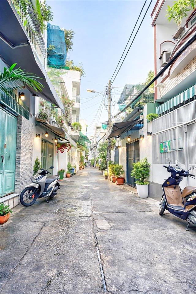 Nhà hẻm bê tông 4m  gần trần trọng cung  thông số chuẩn  4.2x15m  nhỉnh 6 tỷ