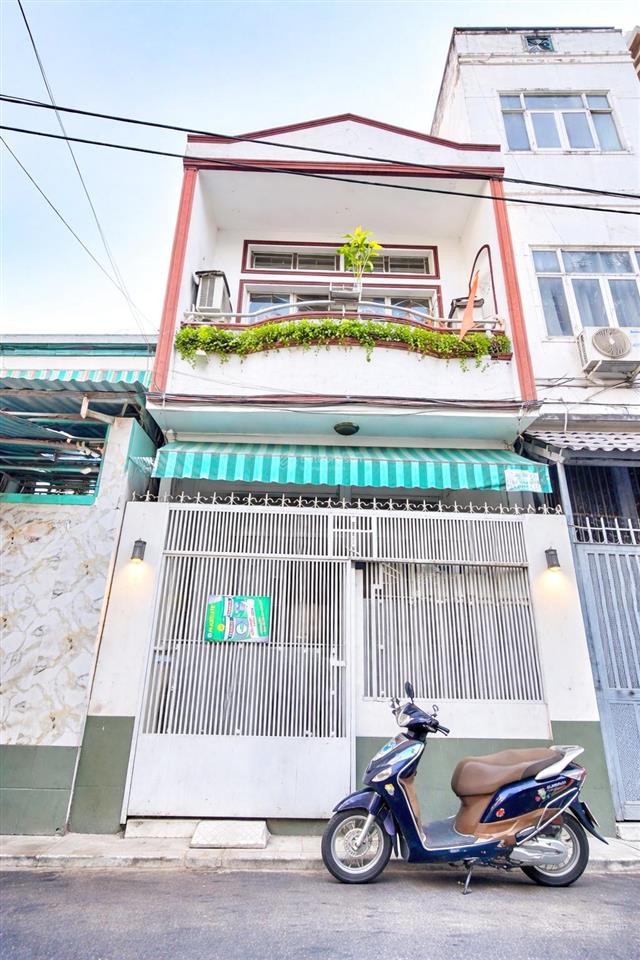 Nhà hẻm bê tông 4m  gần trần trọng cung  thông số chuẩn  4.2x15m  nhỉnh 6 tỷ