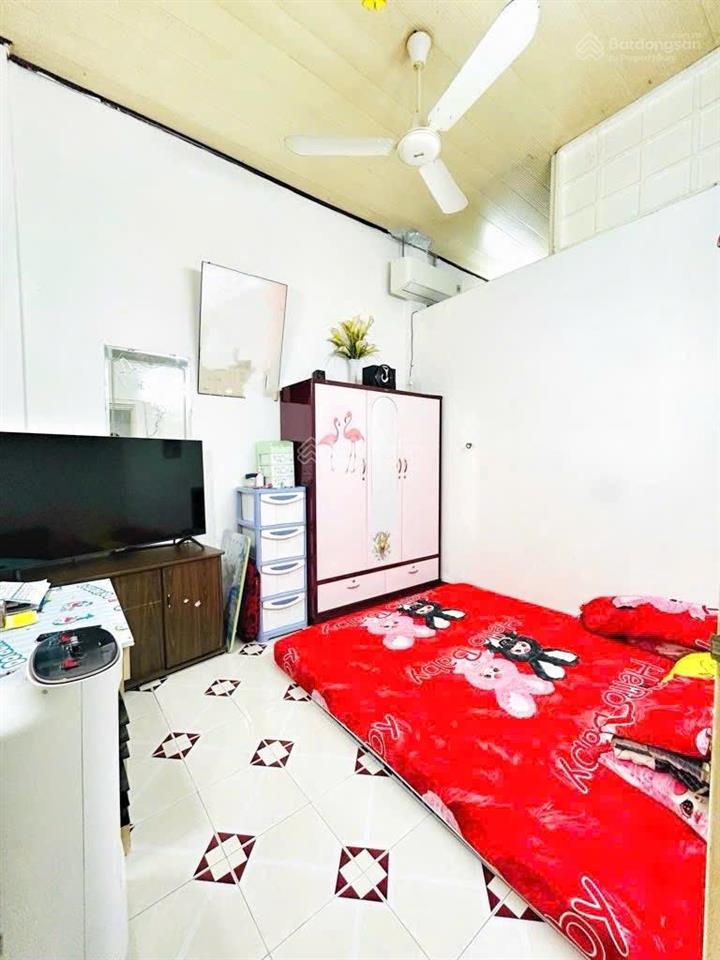 Nhà hẻm bê tông 4m  gần trần trọng cung  thông số chuẩn  4.2x15m  nhỉnh 6 tỷ